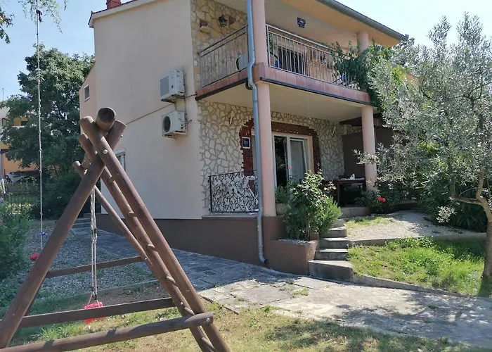 Rafael Apartment